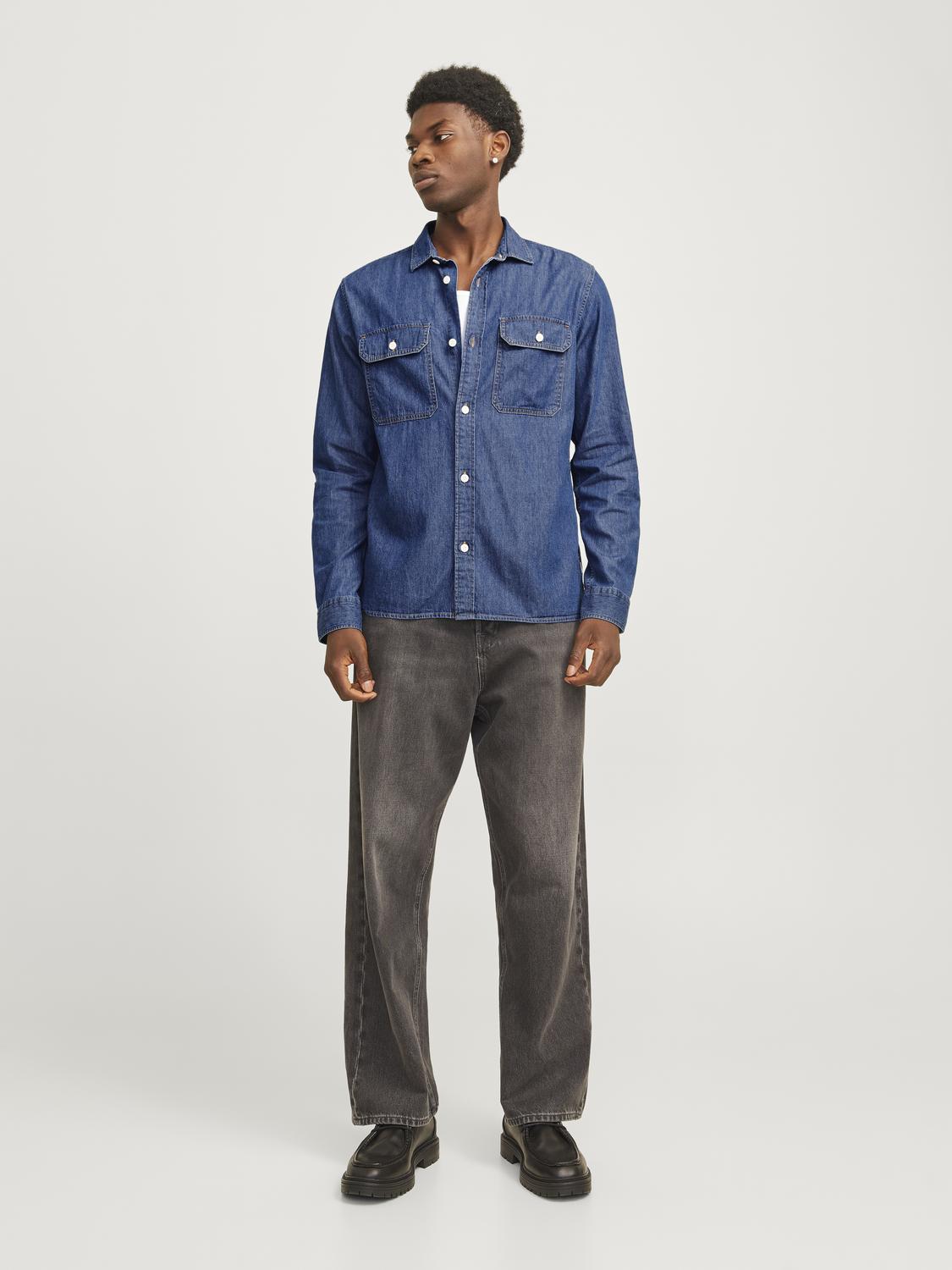 model_shot-front_full