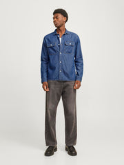 model_shot-front_full