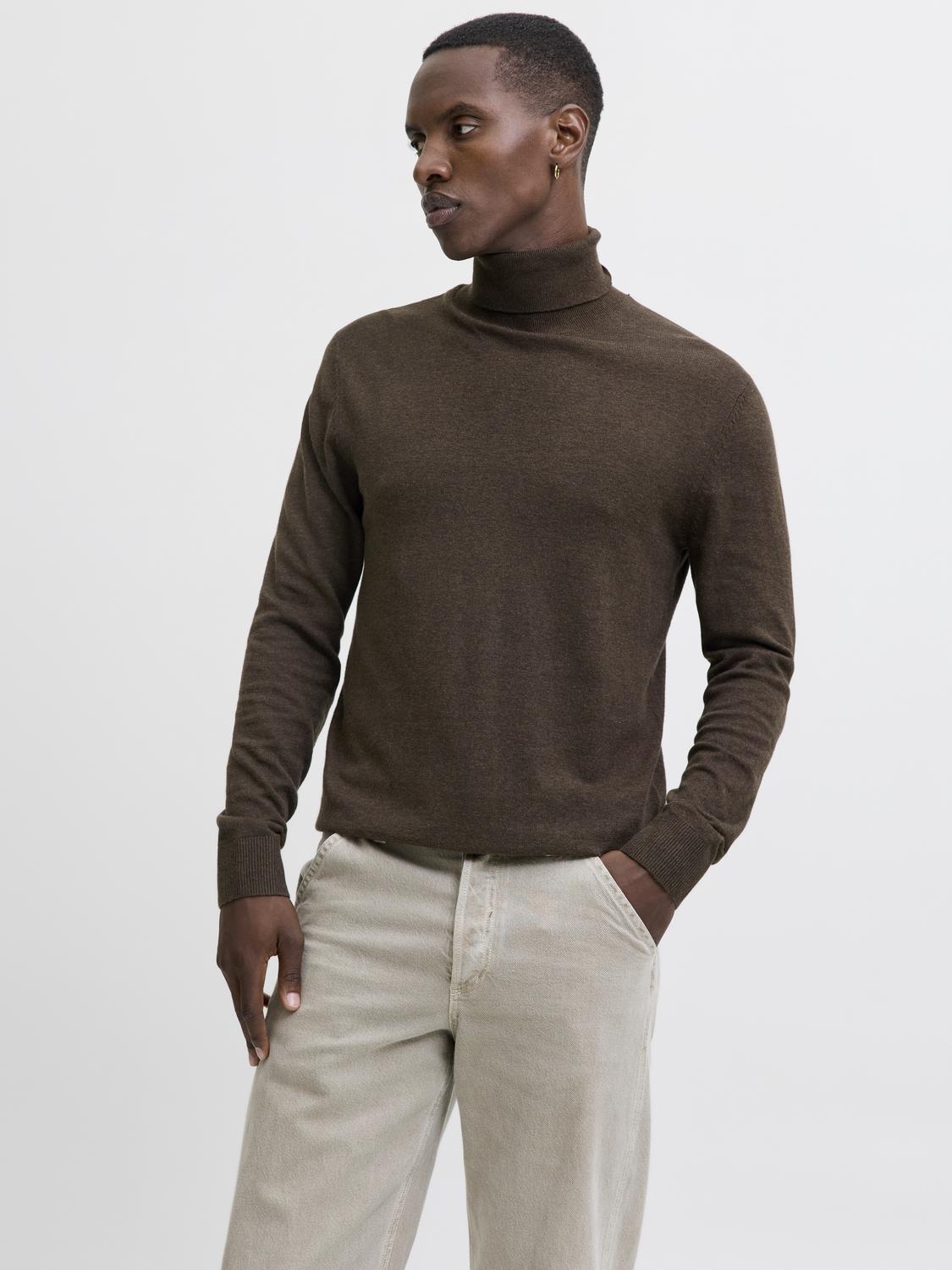 model_shot-front