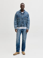 model_shot-front_full