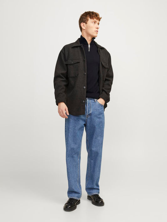 model_shot-front_full