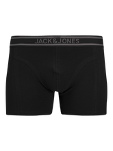 model_shot-front_full