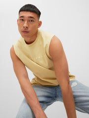 model_shot-creative