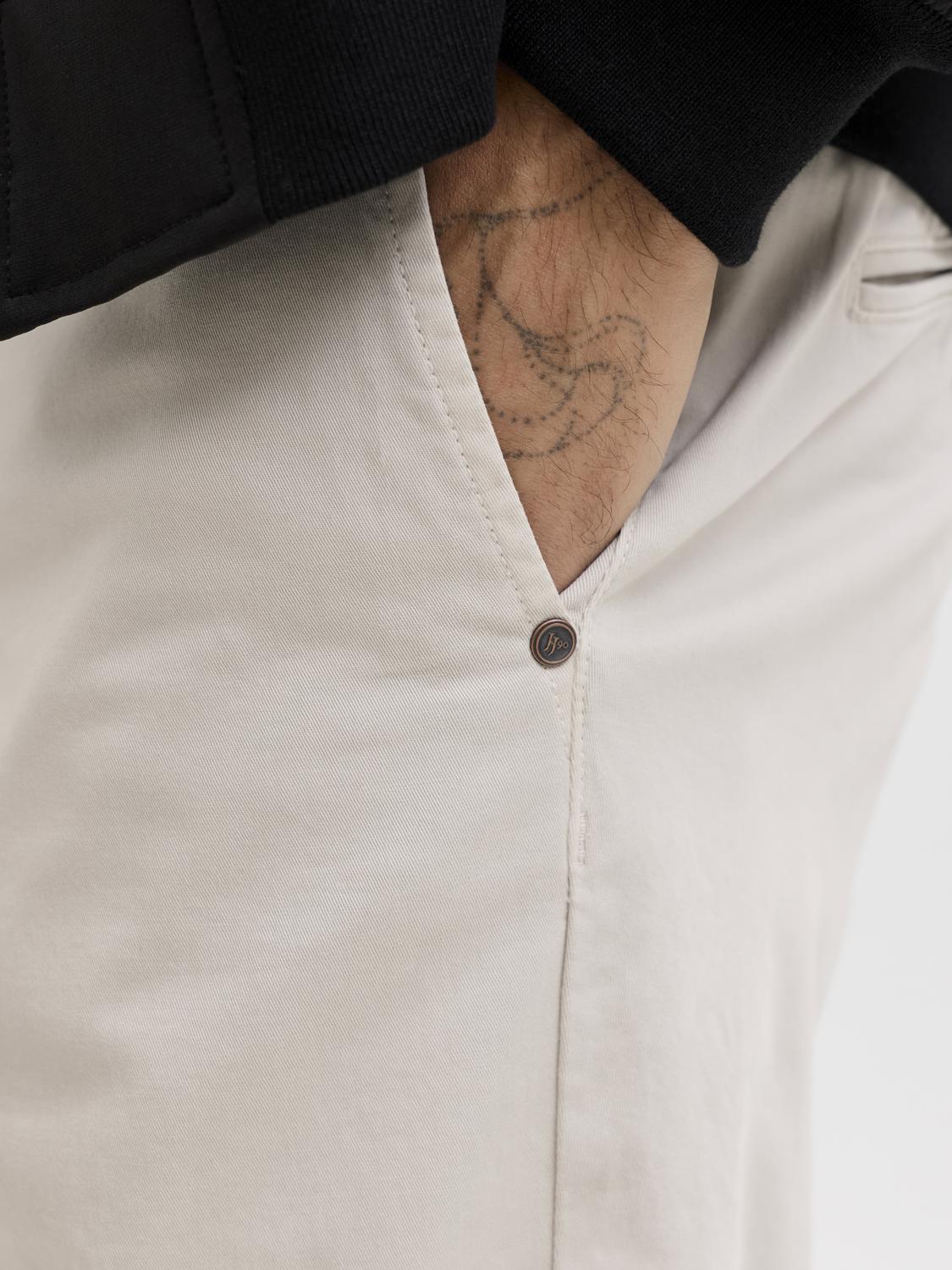 model_shot-detail