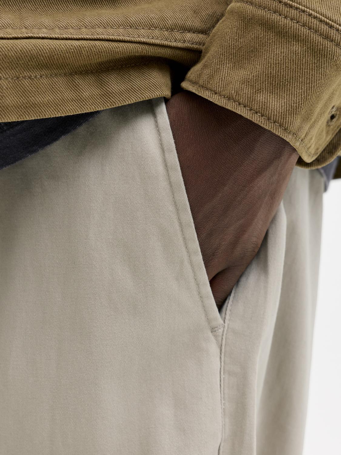 model_shot-detail