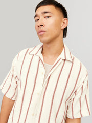 model_shot-creative