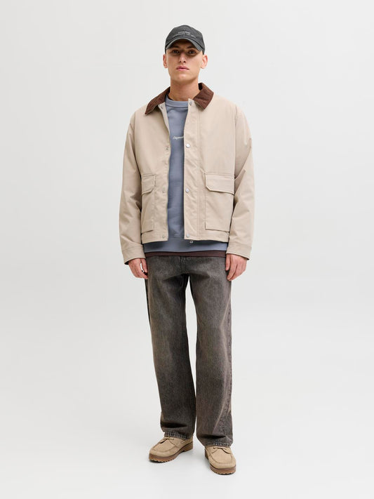 model_shot-front_full