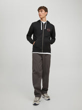 model_shot-front_full