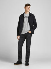 model_shot-front_full