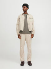 model_shot-front_full