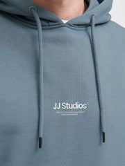 model_shot-detail