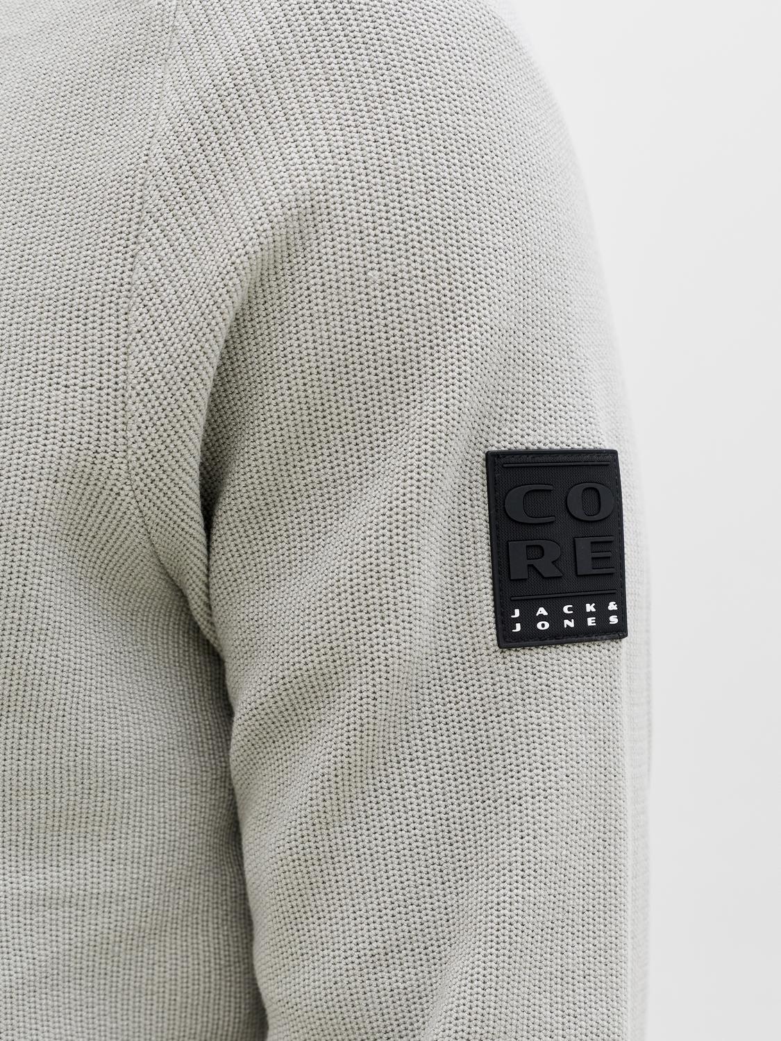 model_shot-detail
