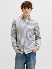 model_shot-front