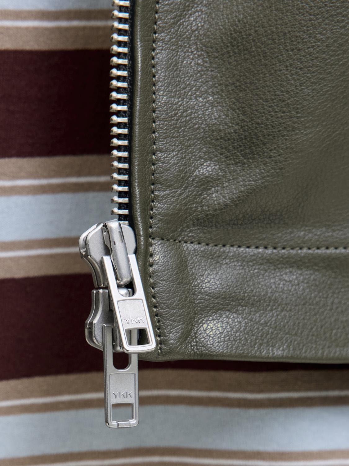 model_shot-detail