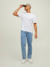 model_shot-front_full