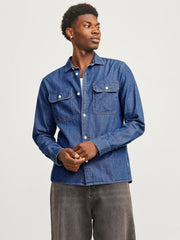 model_shot-front