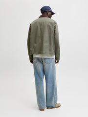 model_shot-back