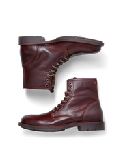 model_shot-front_full