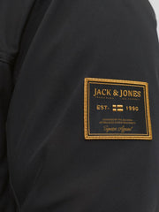 model_shot-detail