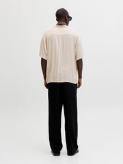 model_shot-back