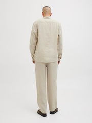 model_shot-back