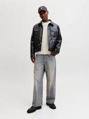 model_shot-front_full