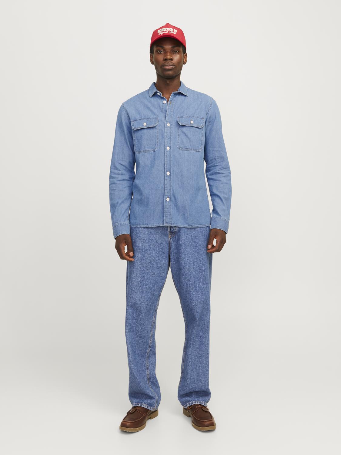 model_shot-front_full