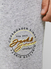 model_shot-detail