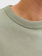 model_shot-detail