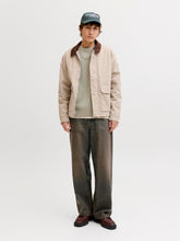 model_shot-front_full