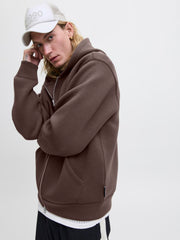 model_shot-creative
