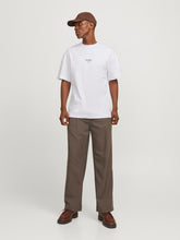 model_shot-front_full