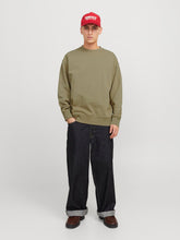 model_shot-front_full