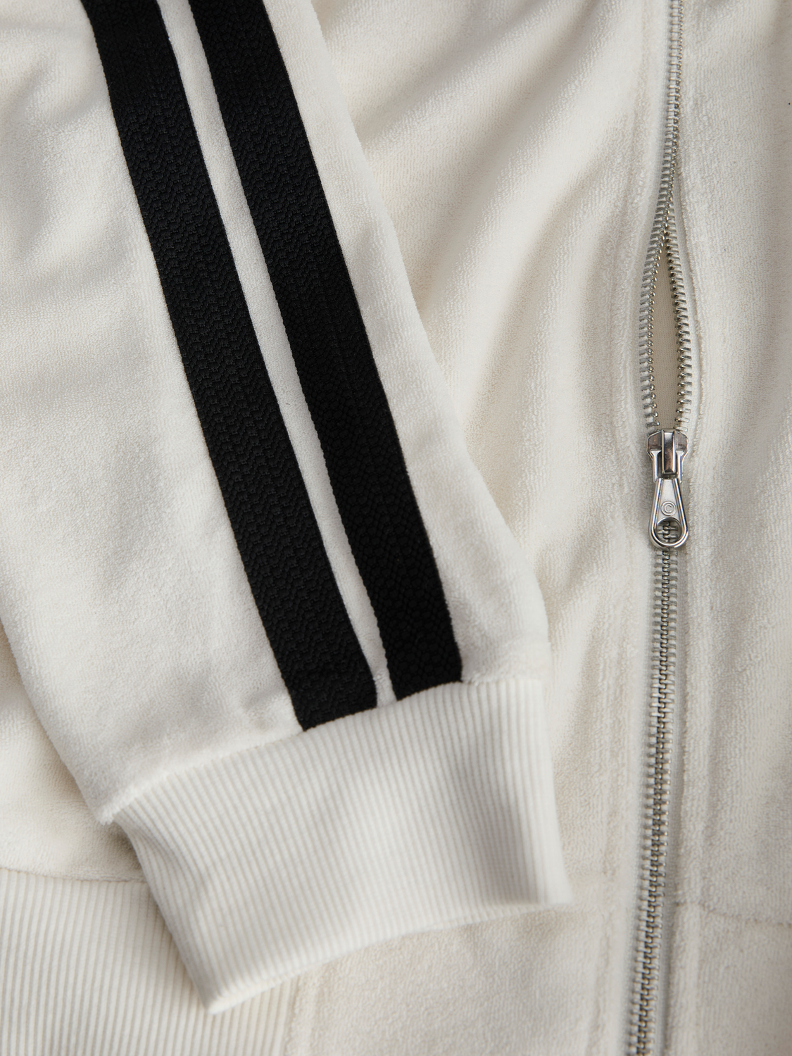 model_shot-detail