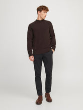 model_shot-front_full