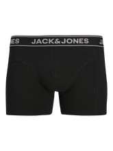 model_shot-front_full