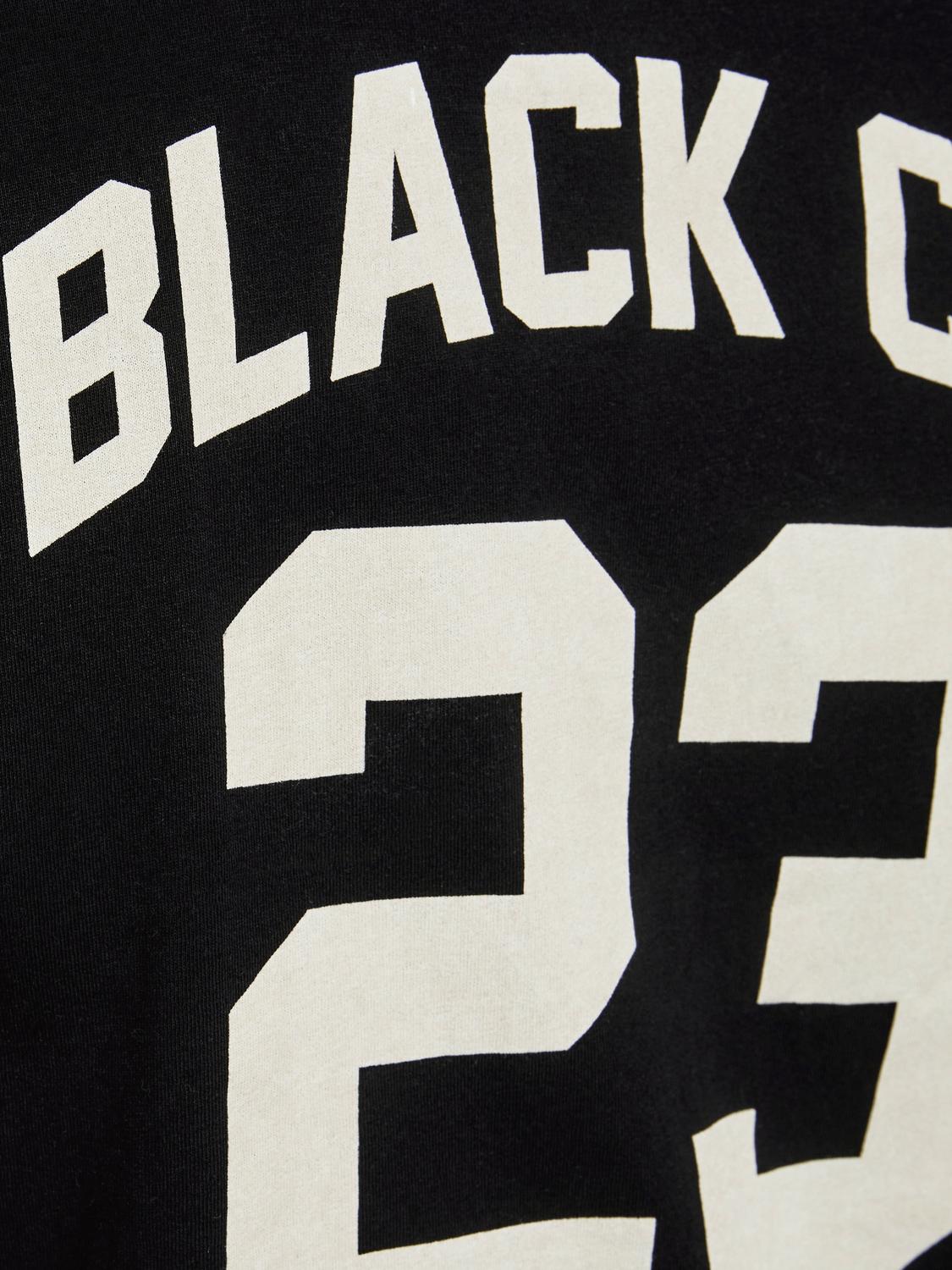تفاصيل الطباعة الخلفية على تانك توب رجالي أسود JCOLEGENDS Black.
