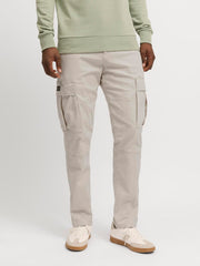 model_shot-front