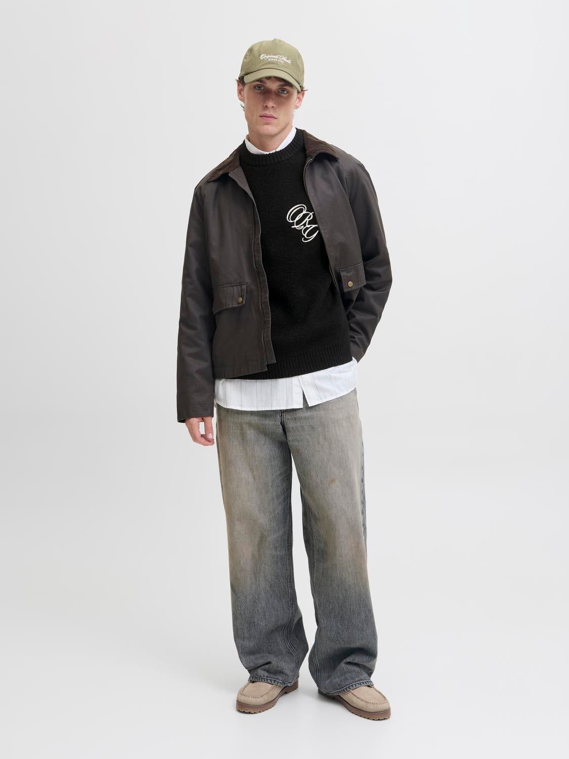 بلوفر جاك آند جونز JORBEDFORD أسود للرجال في السعودية.