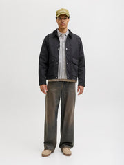 model_shot-front_full