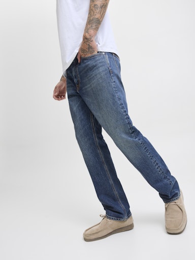 بنطلون جينز رجالي كاجوال أناقة عملية بمعايير جودة عالية