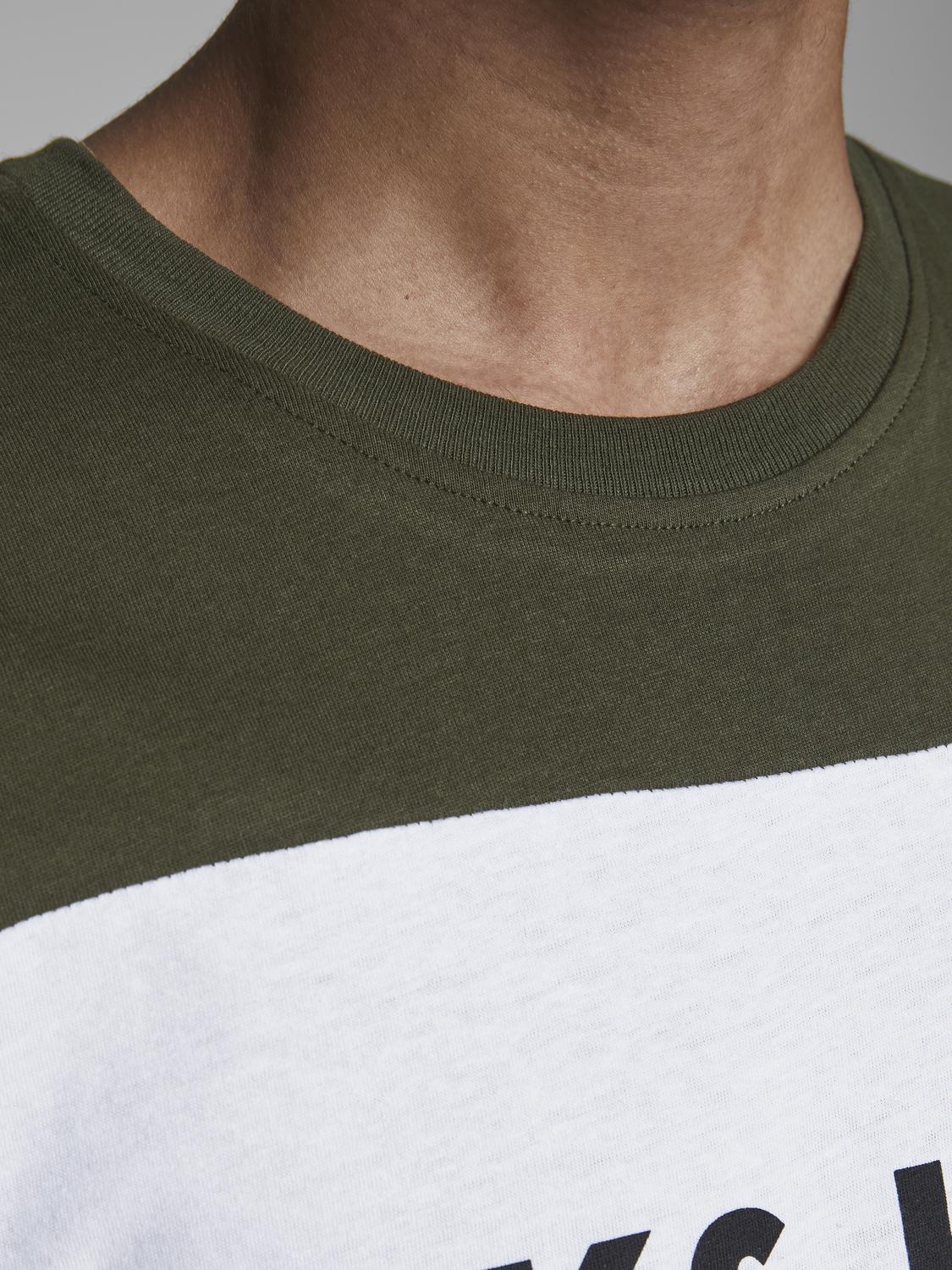 model_shot-detail