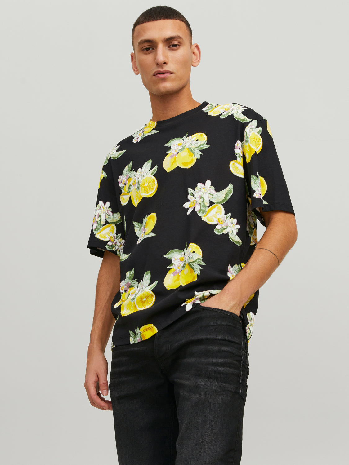 تي شيرت JORFLORES - حذاء تاب