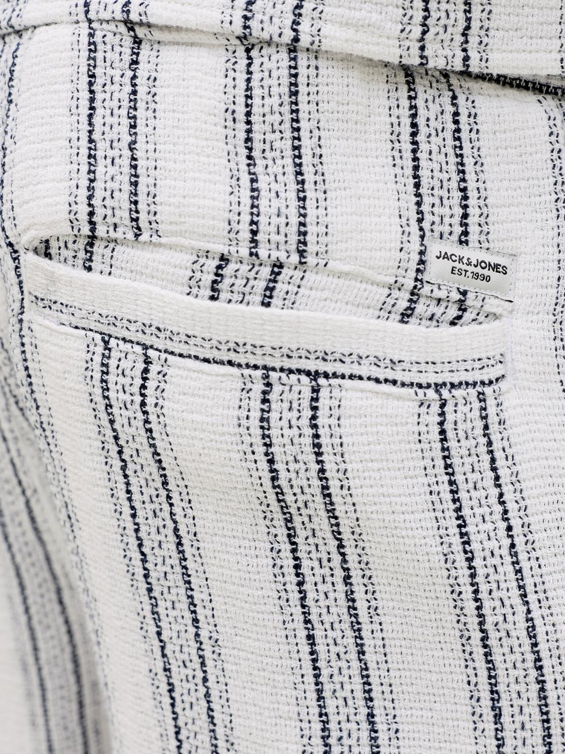 model_shot-detail