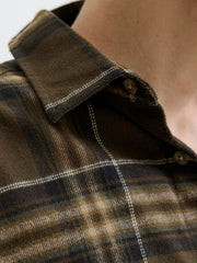model_shot-detail