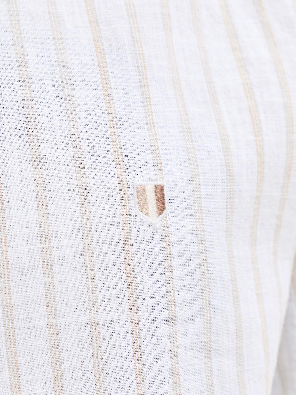 model_shot-detail