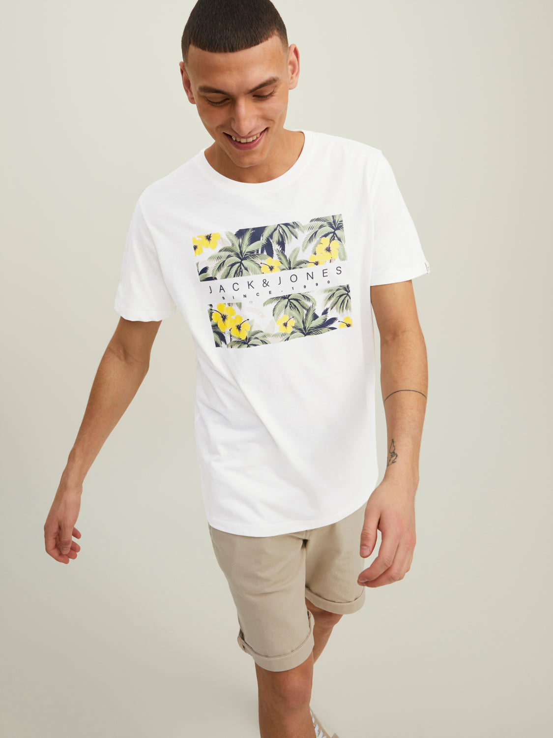 JORVENICE T-Shirt - Cloud Dancer