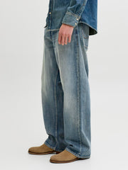 model_shot-detail