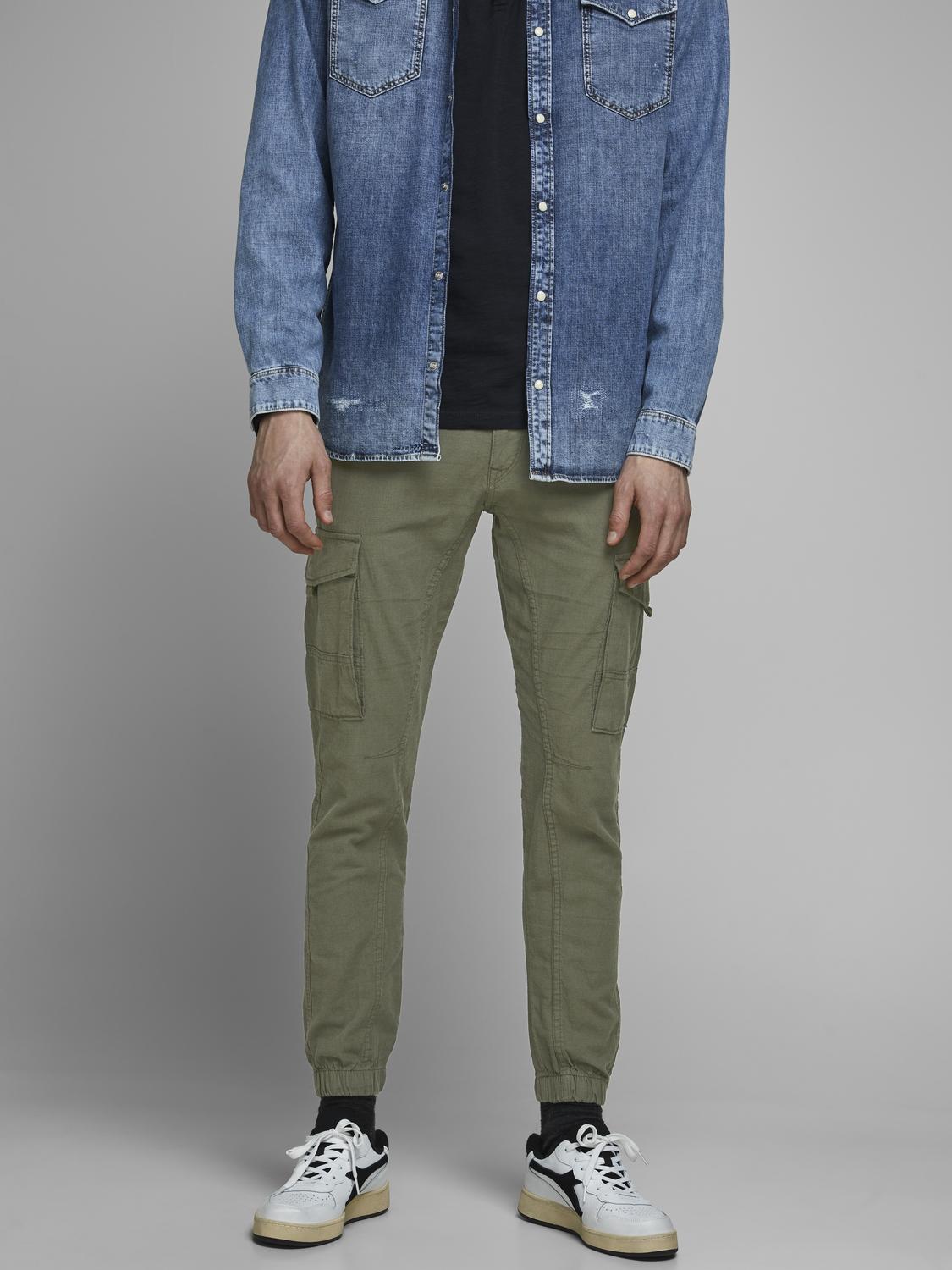 model_shot-front