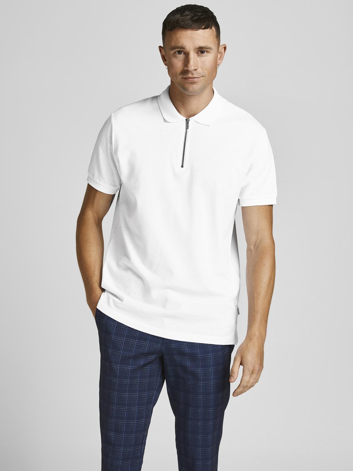 model_shot-front